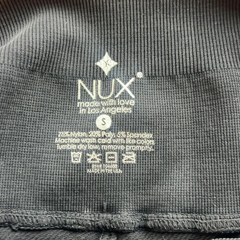 NUX Black Leggings Size Small